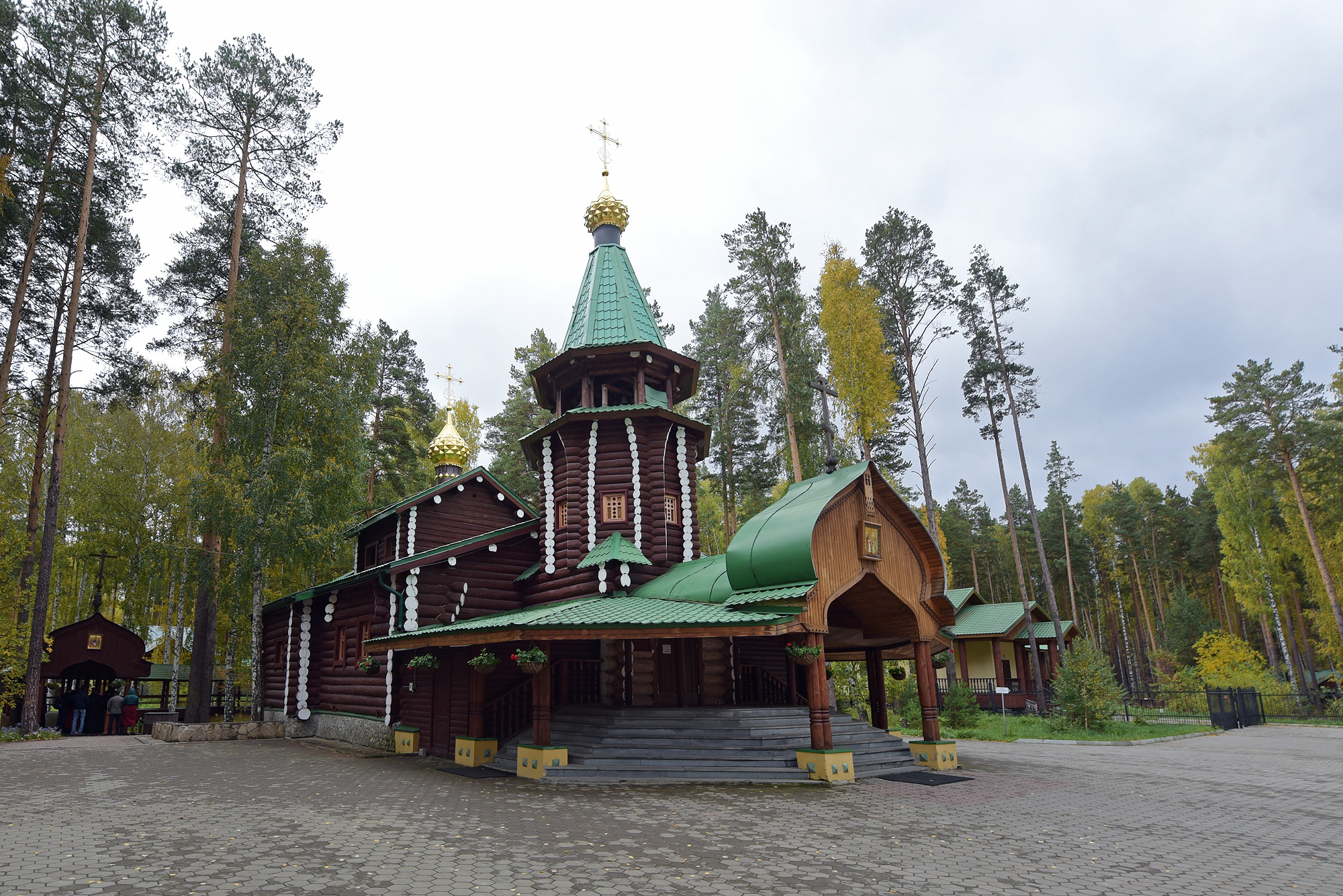 Монастырь в честь Святых Царственных Страстотерпцев, Ганина Яма