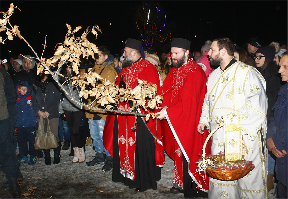 Christmas Eve in Serbia - Бадње Вече у Србији