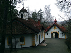 szolucha.w 
Zabudowania monasteru i brama wejściowa. 
2020-03-03 20:35:34