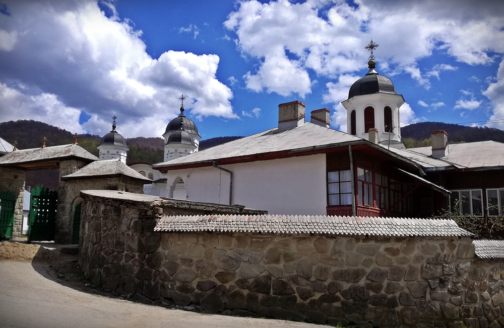 Suzana Monastery, Prahova County