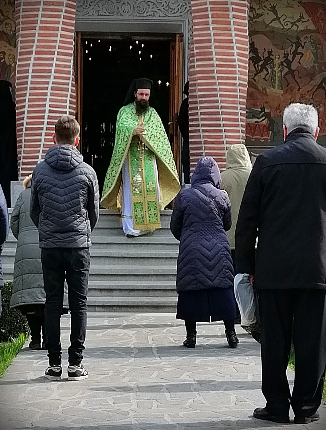 The last Divine Liturgy with believers