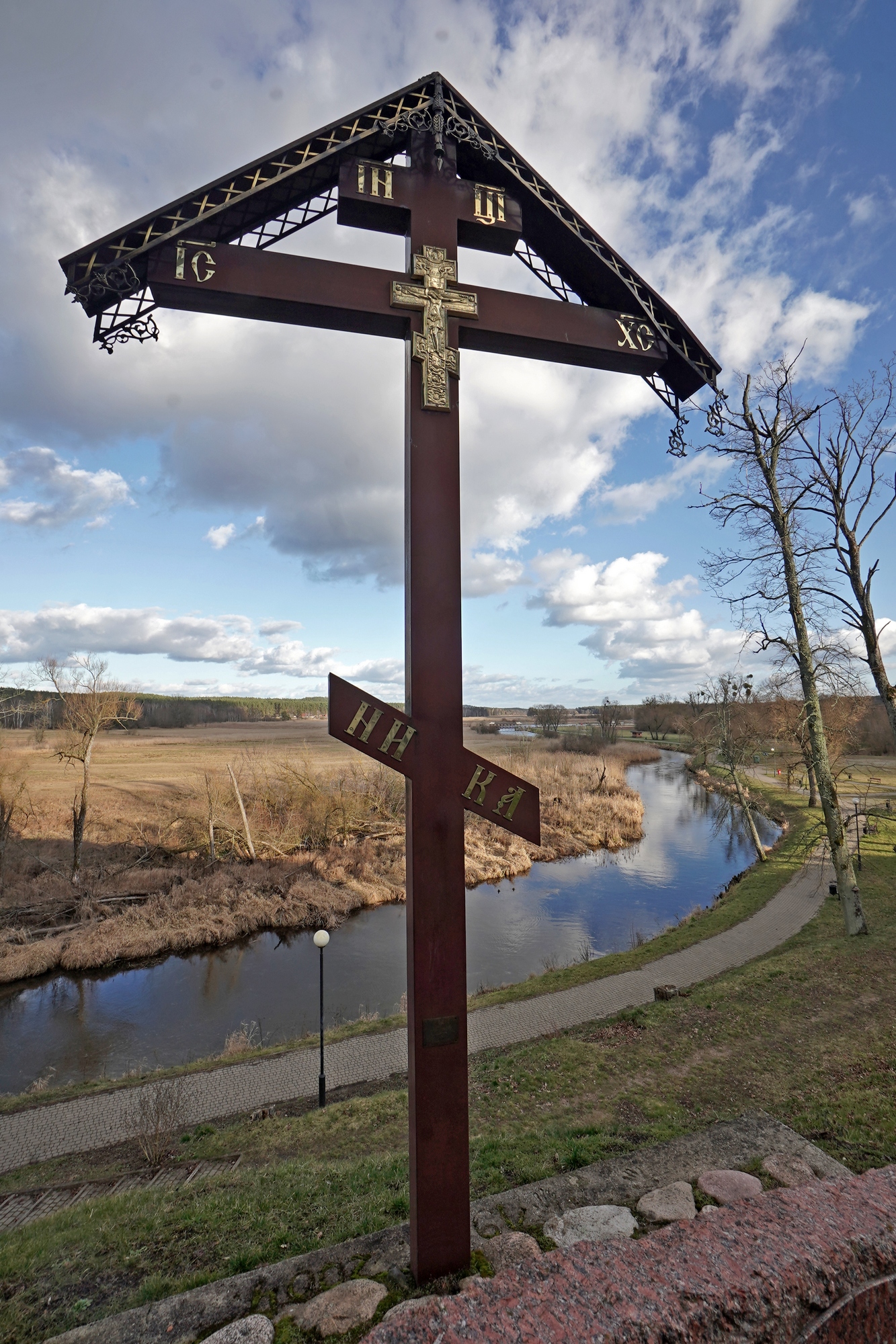 The cross close to Supraśl Monastery