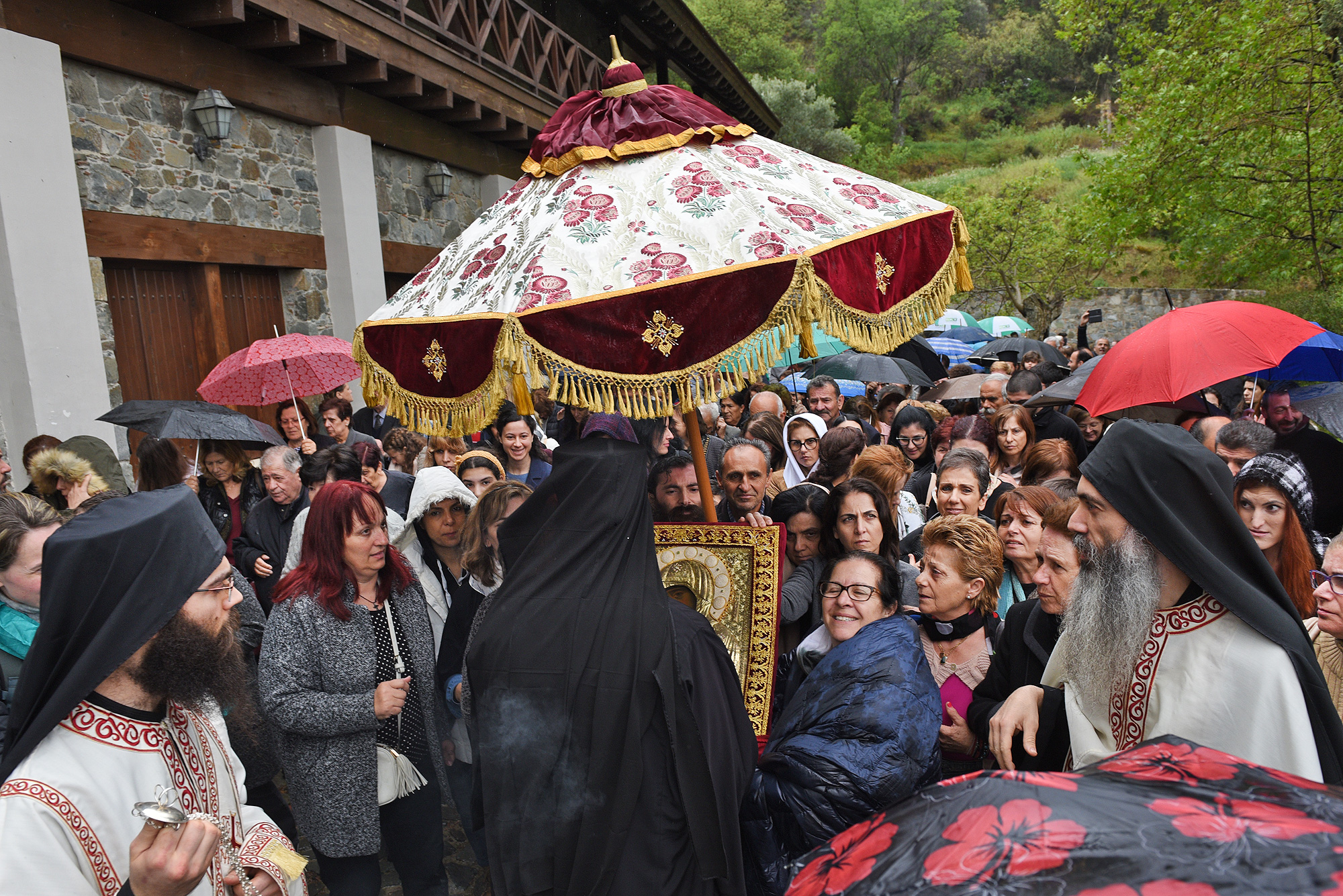 Procession with the Icon at Machairas monastery