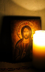 Florina 
Christ is Risen! Holy Light in my house at our Lord`s icon 
2020-04-19 02:34:00