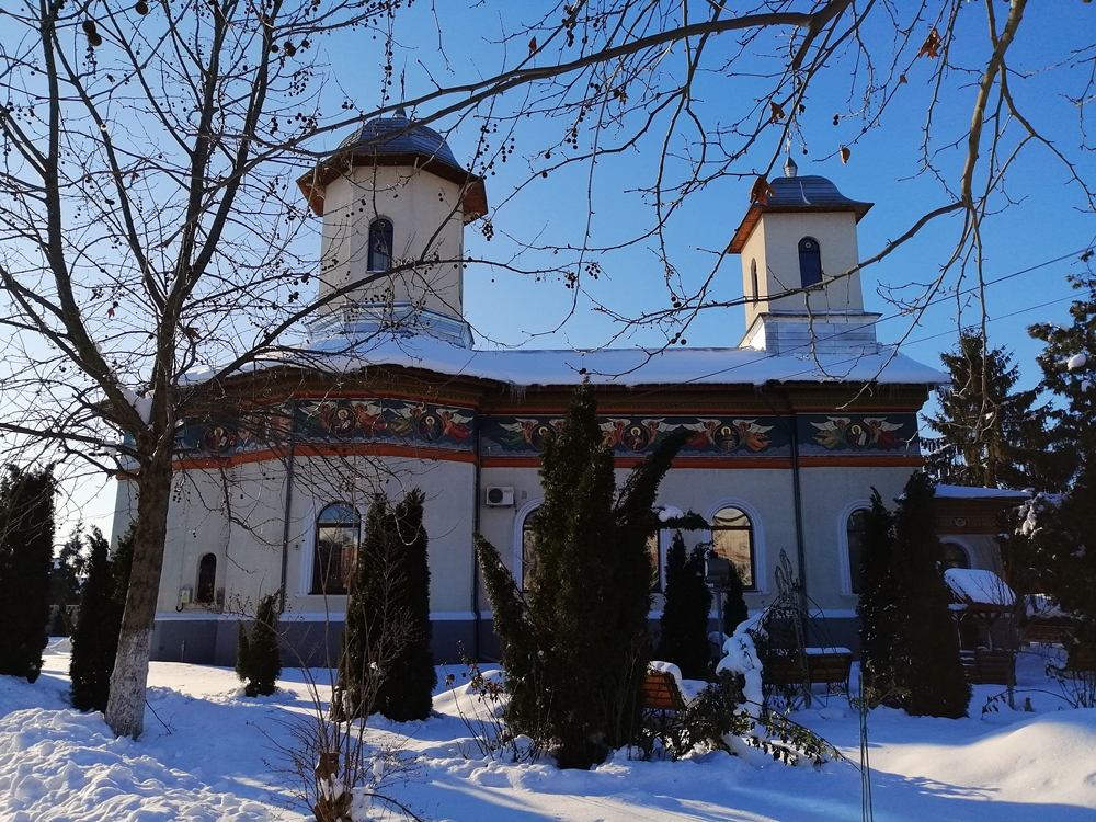 Saint Demetrios The Myrrh-Bearer Church in Bragadiru, last winter