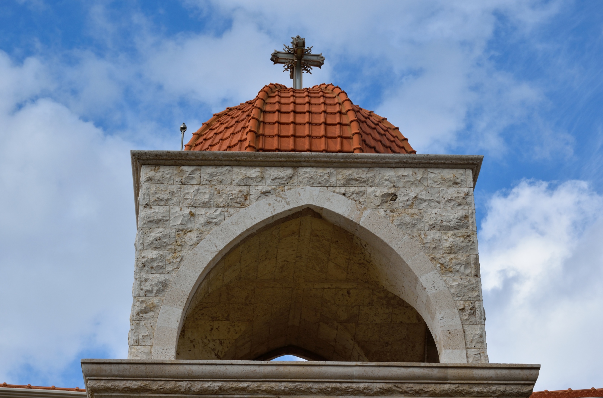 Jedna z kopuł w monasterze An-Natour