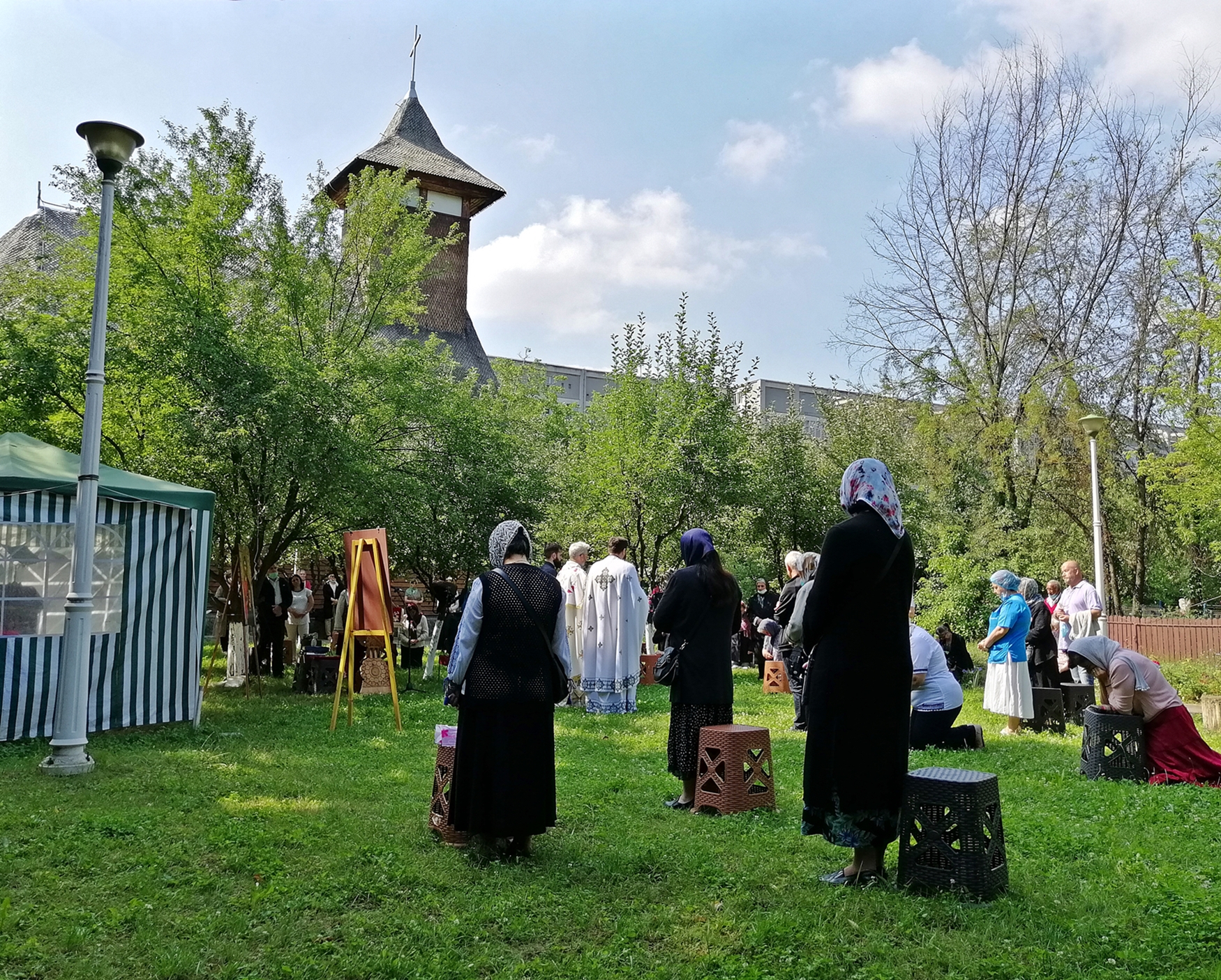 The Great Entrance during the Pandemy at the Fundeni Hospital&#039s Church