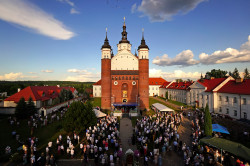 jarek11 
The All Night-Vigil of the feast of Supraśl Icon of the Mother of God in Suprasl Monastery 
15 
2020-08-11 22:05:43