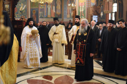 alik 
Liturgy on nameday of Metropolitan Athanasios of Limassol in 2019 
2020-08-21 21:06:49