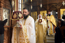 alik 
Liturgy on name day of Metropolitan Athanasios of Limassol 
2020-09-12 22:58:22