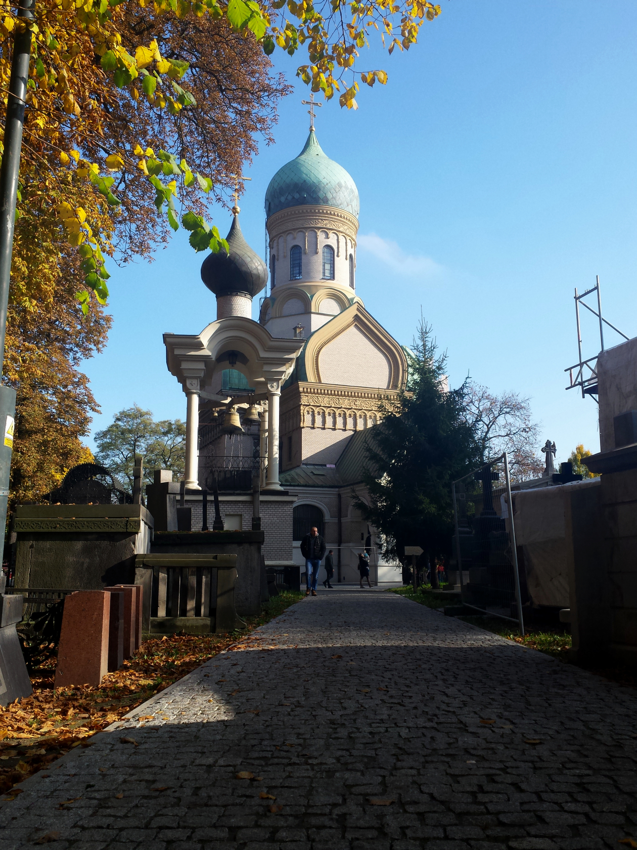 Cerkiew św. Jana Klimaka jesiennie (1)