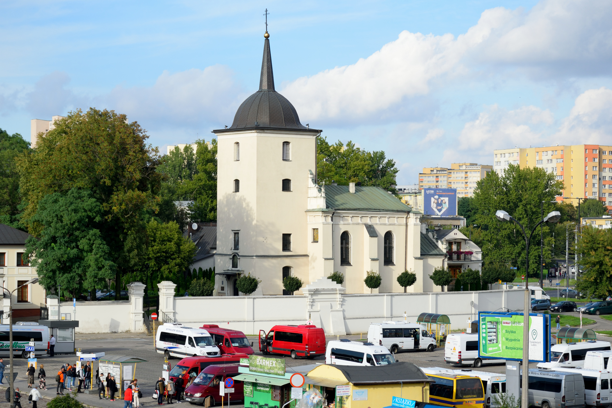 Lubelska katedra i dworzec autobusowy