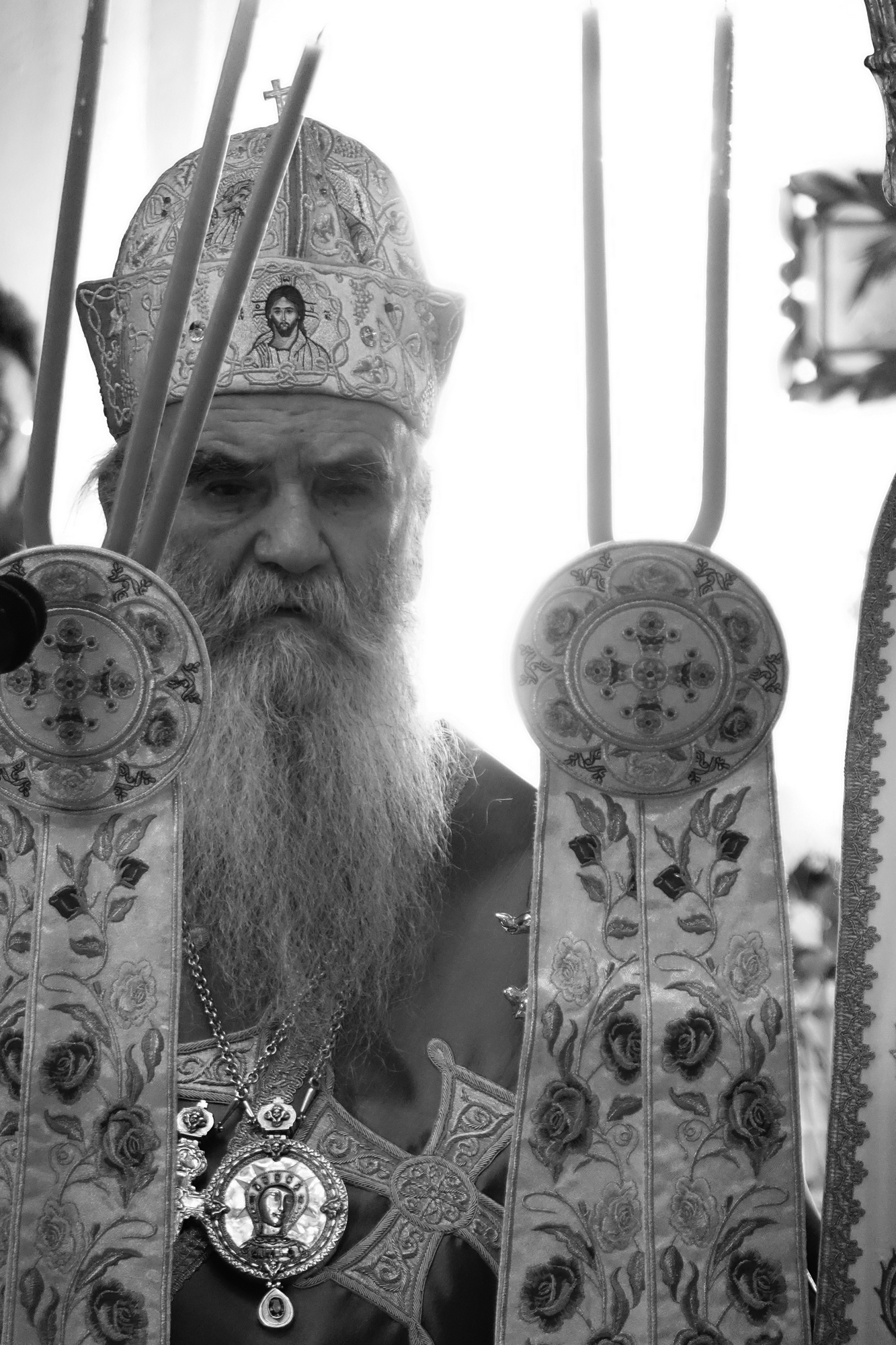 Metropolitan Amfilohije of Montenegro serving Divine Liturgy