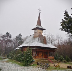 Florina 
Sfanta Manastire „Izvorul Tamaduirii” Floresti-Stoenesti, judetul Giurgiu 
2021-01-10 17:38:21