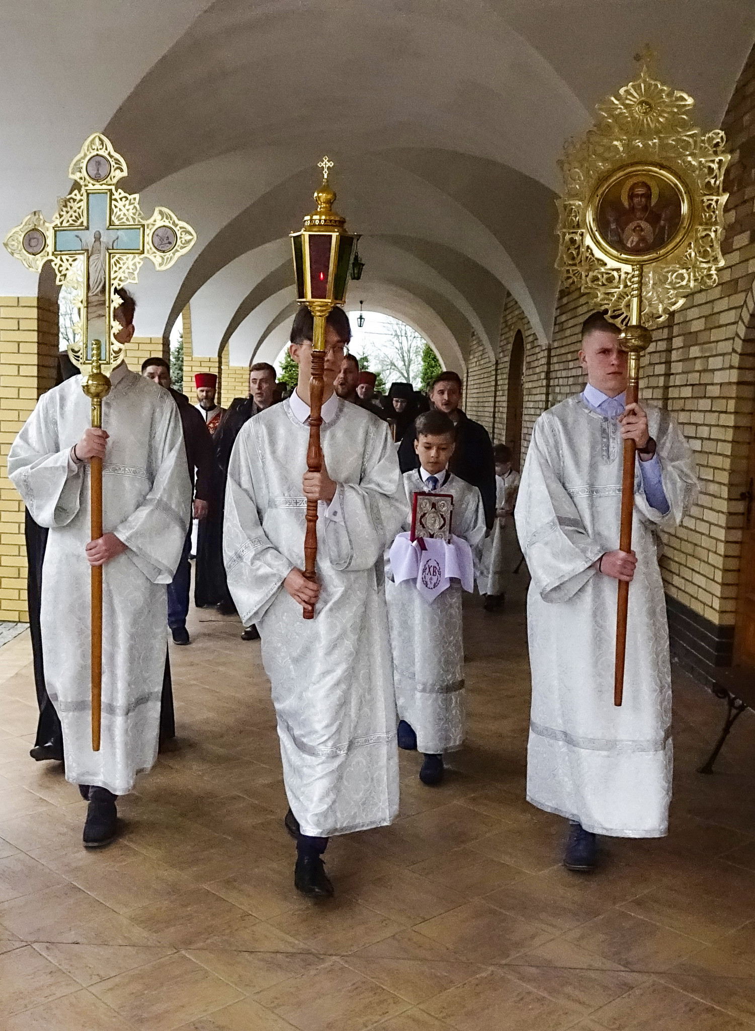 Paschal period processions in Zwierki Convent