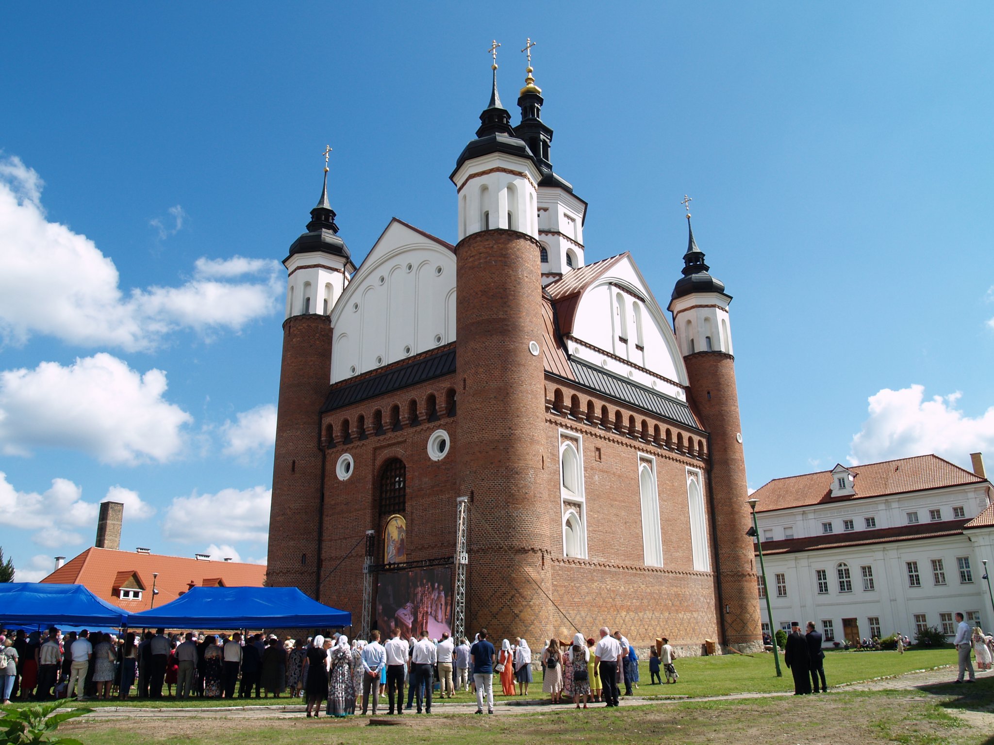 Poświęcenie cerkwi.