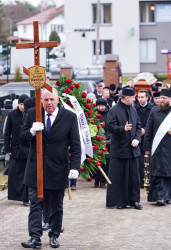 jarek11 
Protodeacon Anatol Daniluk funeral 
2021-11-28 17:17:25