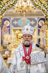 Beschieru Ioan 
Sfânta Liturghie prilejuită de a 70-a aniversare a Înaltpreasfințitului Mitropolit Vladimir 
2022-08-19 20:55:42