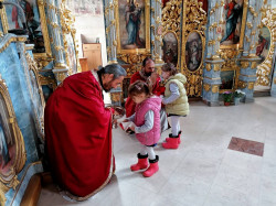 joanikije 
,,Пустите децу да долазе к мени јер таквих је царство небеско” (Мат. 19,14) 
2022-09-30 22:43:44