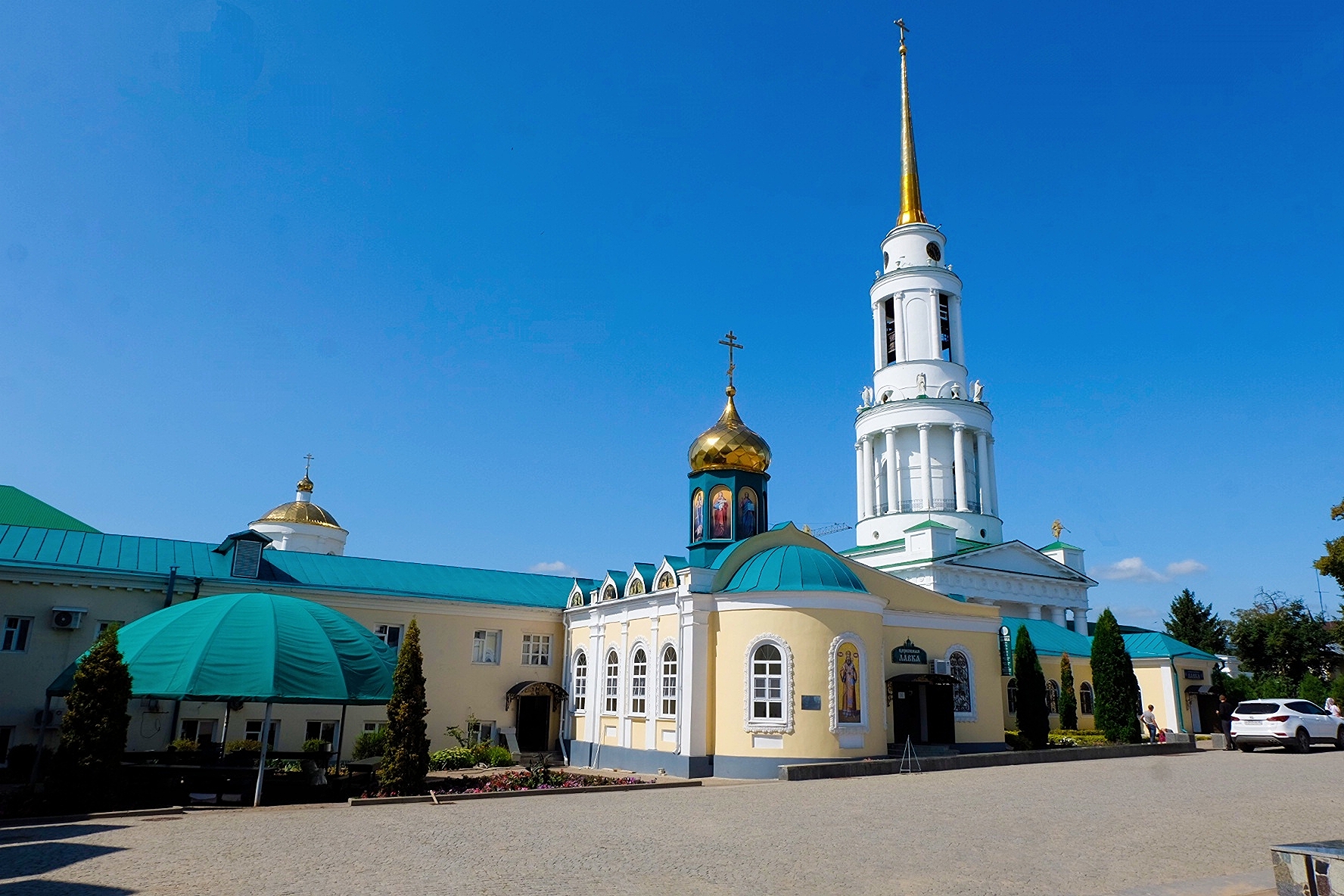 Храм в честь святителя Тихона Задонского на месте его кельи