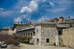 Pit_Zsak_79 
Athos.2.Ksenofontos. 
18 
2023-08-10 10:35:00
