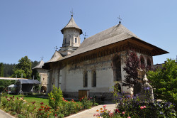 Mănăstirea MOLDOVIŢA
