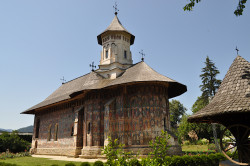 Mănăstirea MOLDOVIŢA
