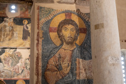 alik 
Frescoes in the old cathedral in Veria 
2024-01-03 16:30:57