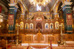 alik 
Iconostas in st. Anthony of Weria cathedral in Veria 
2024-01-04 21:58:54