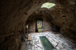alik 
The Catacombs of St. John the Baptist 
12 
2024-02-04 18:34:27