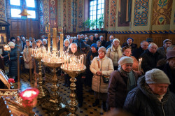 jarek 
The Meeting of the Lord in the Temple feast in St. Nicholas Cathedral in Białystok  
2024-03-18 19:58:43