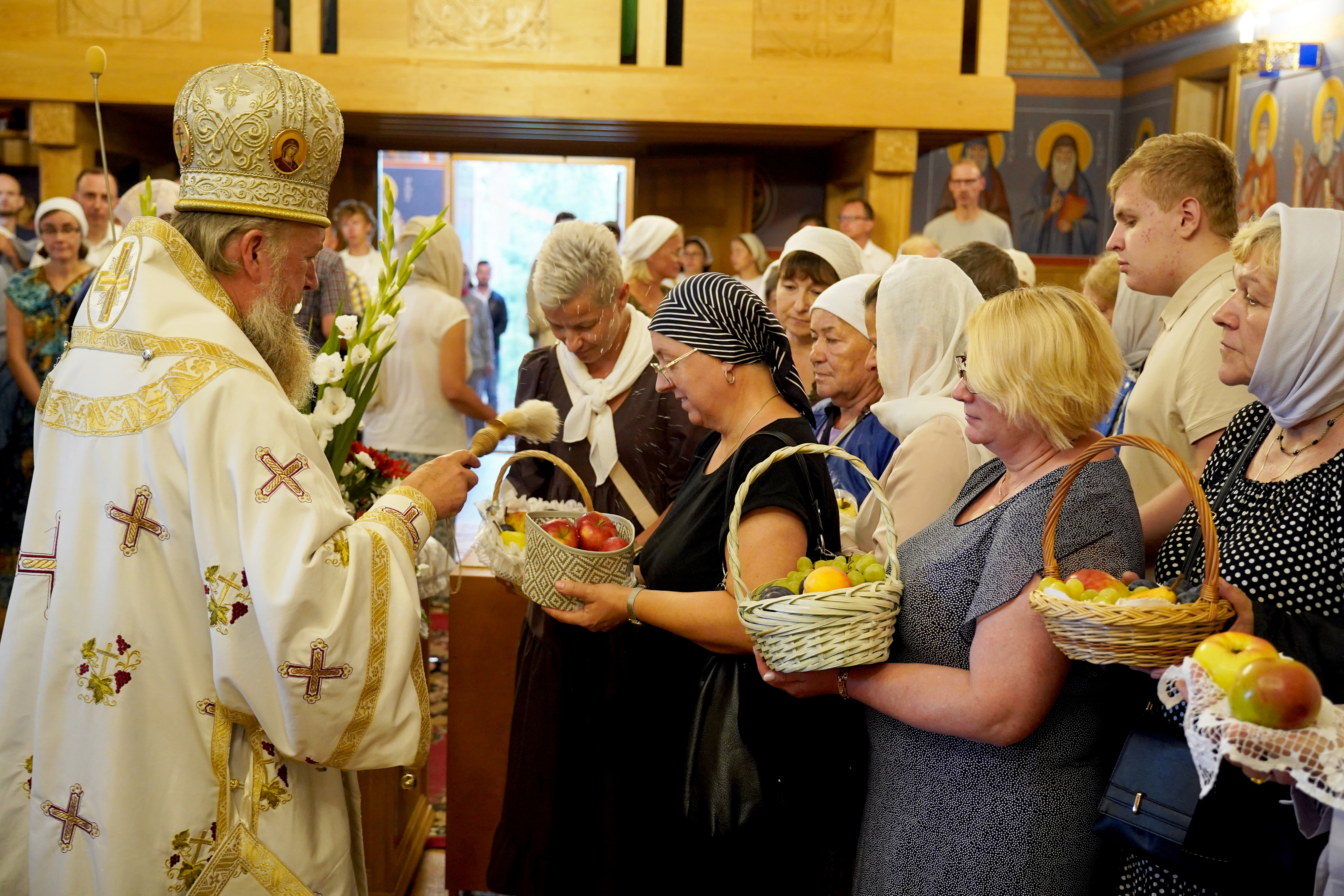 Night Divine Liturgy in Grabarka Convent