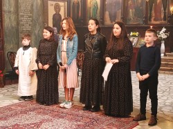 Angel BG 
Децата от Неделното училище при храм „Св. Троица“ в Добрич с концерт в храма 
2025-03-23 10:10:17