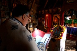 iliana 
The Akathist Hymn 
2025-04-11 10:40:30