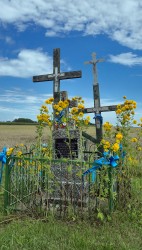 jarek 
Crosses between Nowoberezowo and Nowokornino villages 
2025-08-23 06:48:36