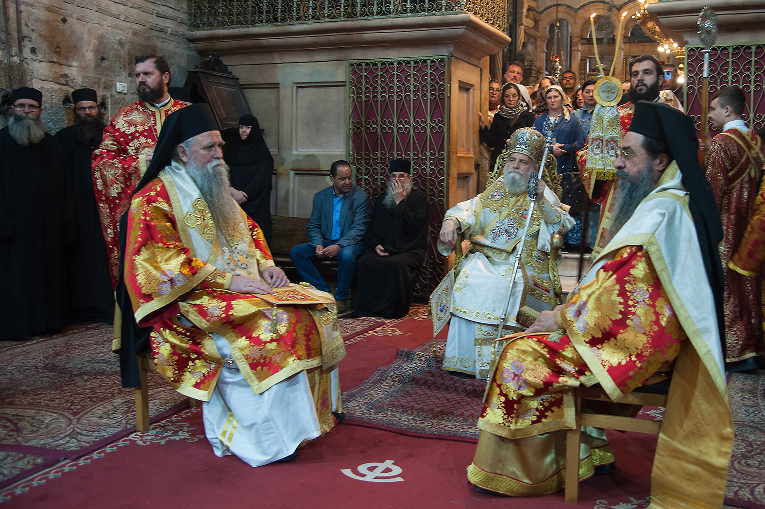 Литургија у Цркви Гроба Господњег 2