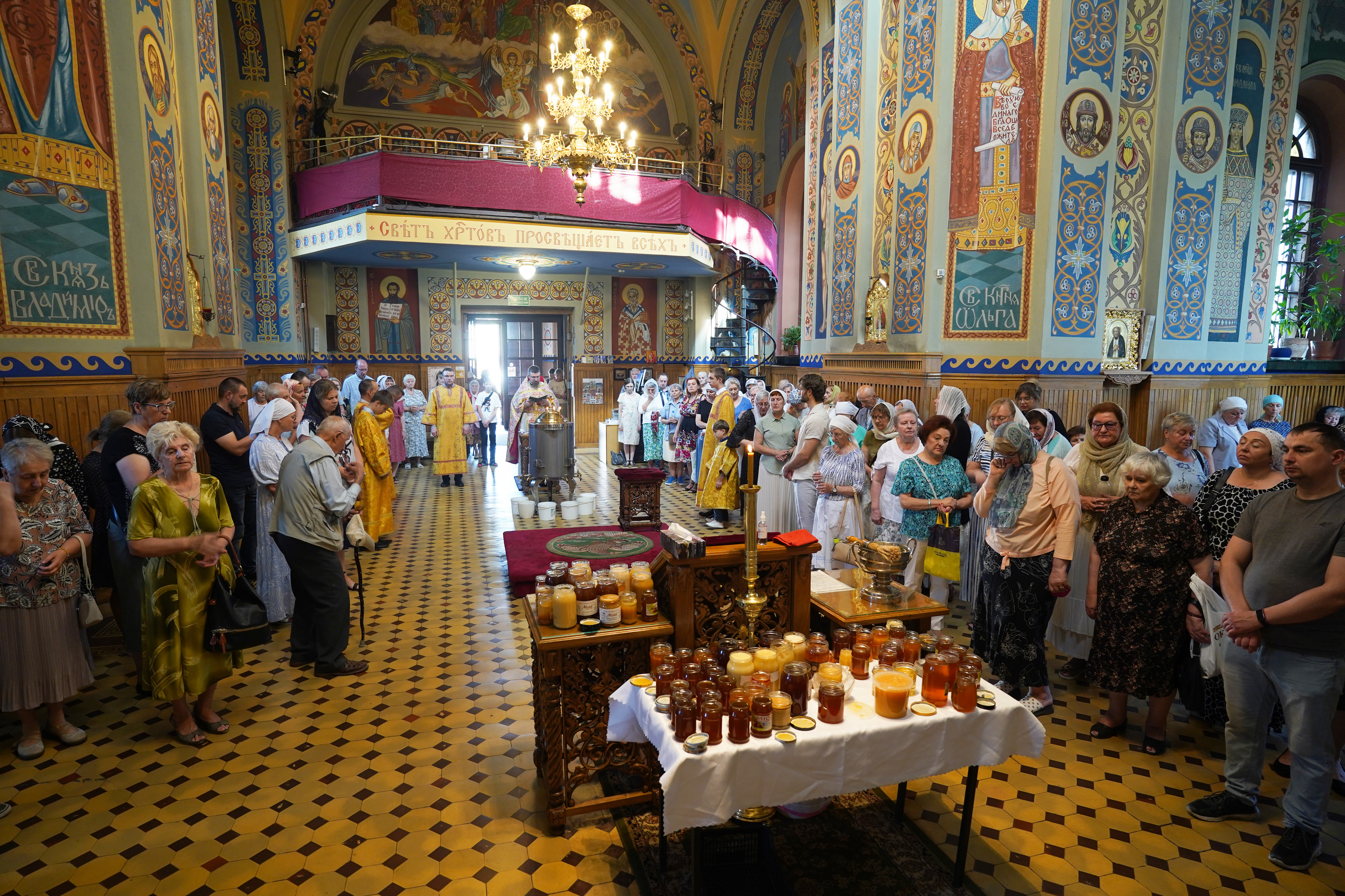 "The first Spas" in St. Nicholas Cathedral in Białystok - honey consecration