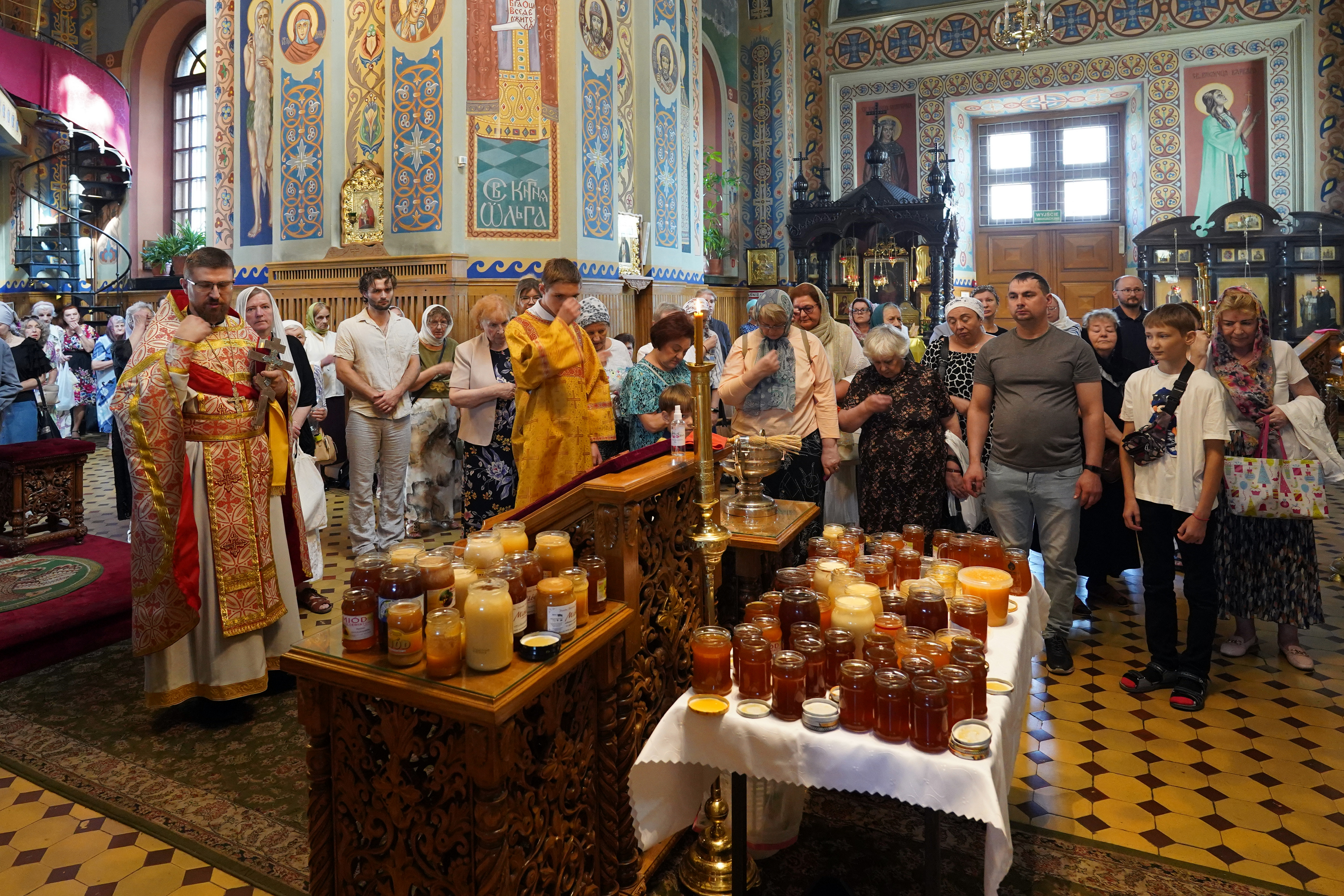 "The first Spas" in St. Nicholas Cathedral in Białystok - honey consecration