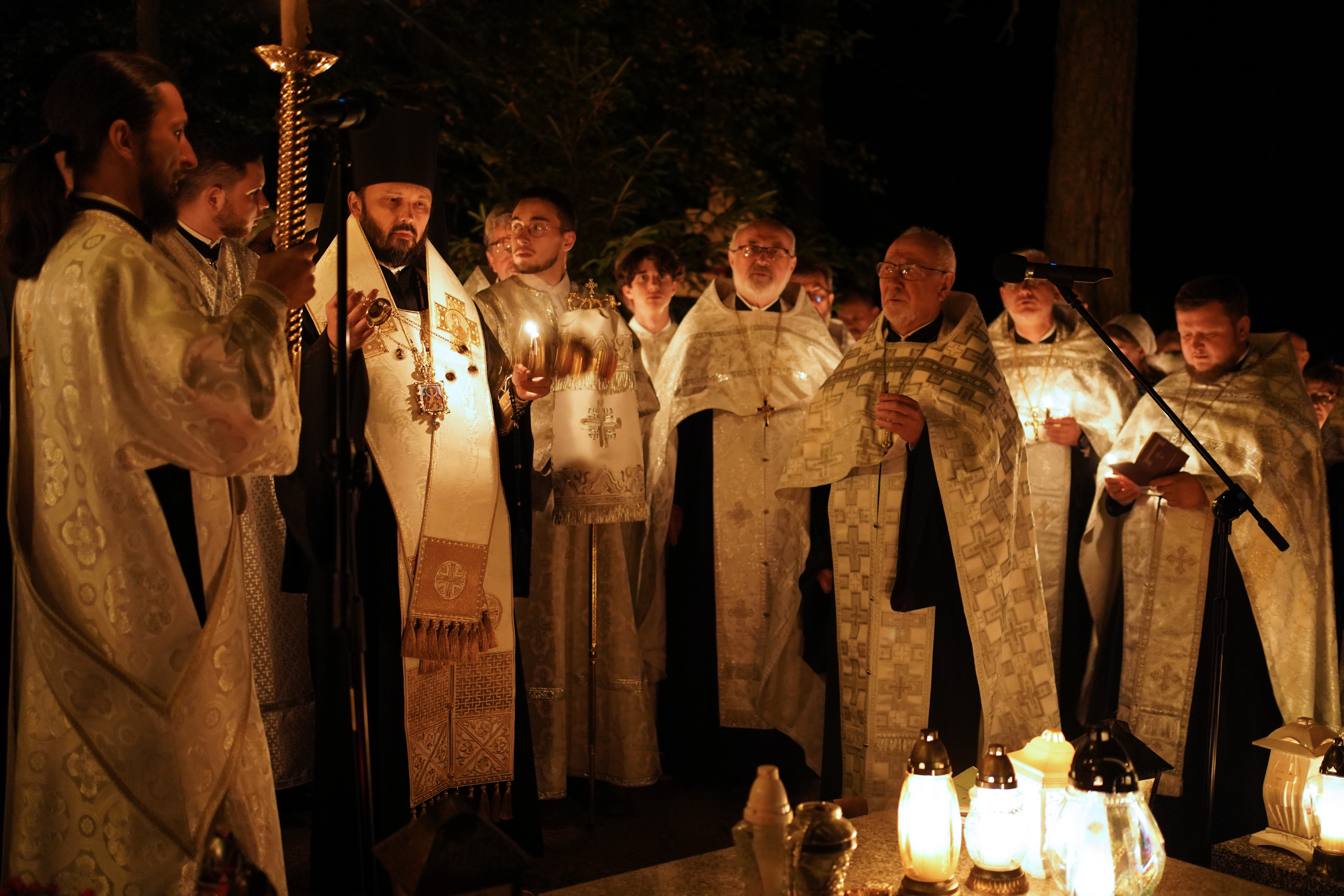 Night akathist for the dead on the Holy Mountain of Grabarka