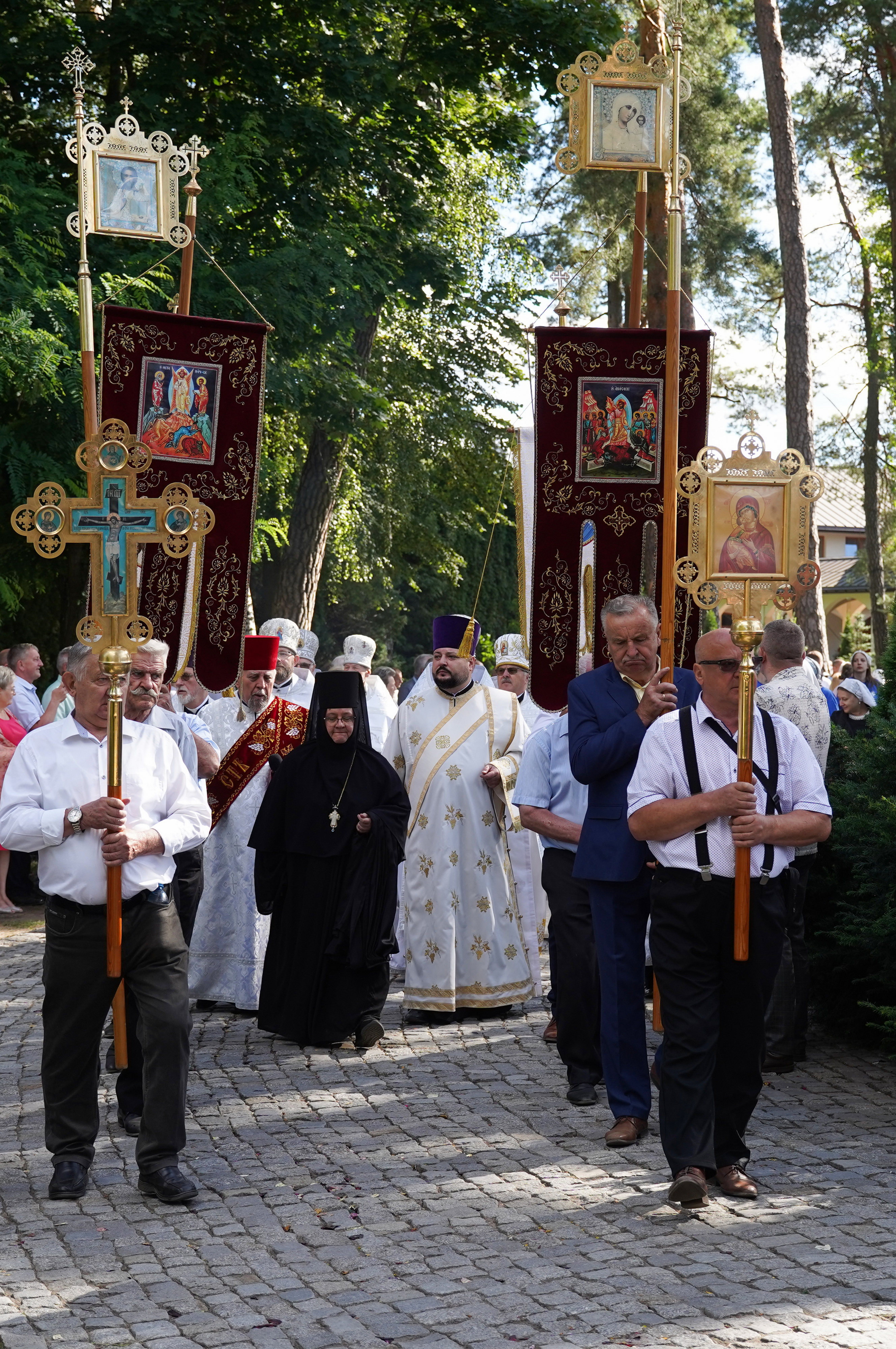 Procession before Divine Liturgy of Transfiguration feast on Grabarka, 2025