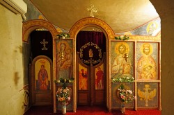 jarek1 
The iconostas of Saint Simeon the Myrrh-Gusher chapel in Podgorica 
2025-09-19 20:42:47