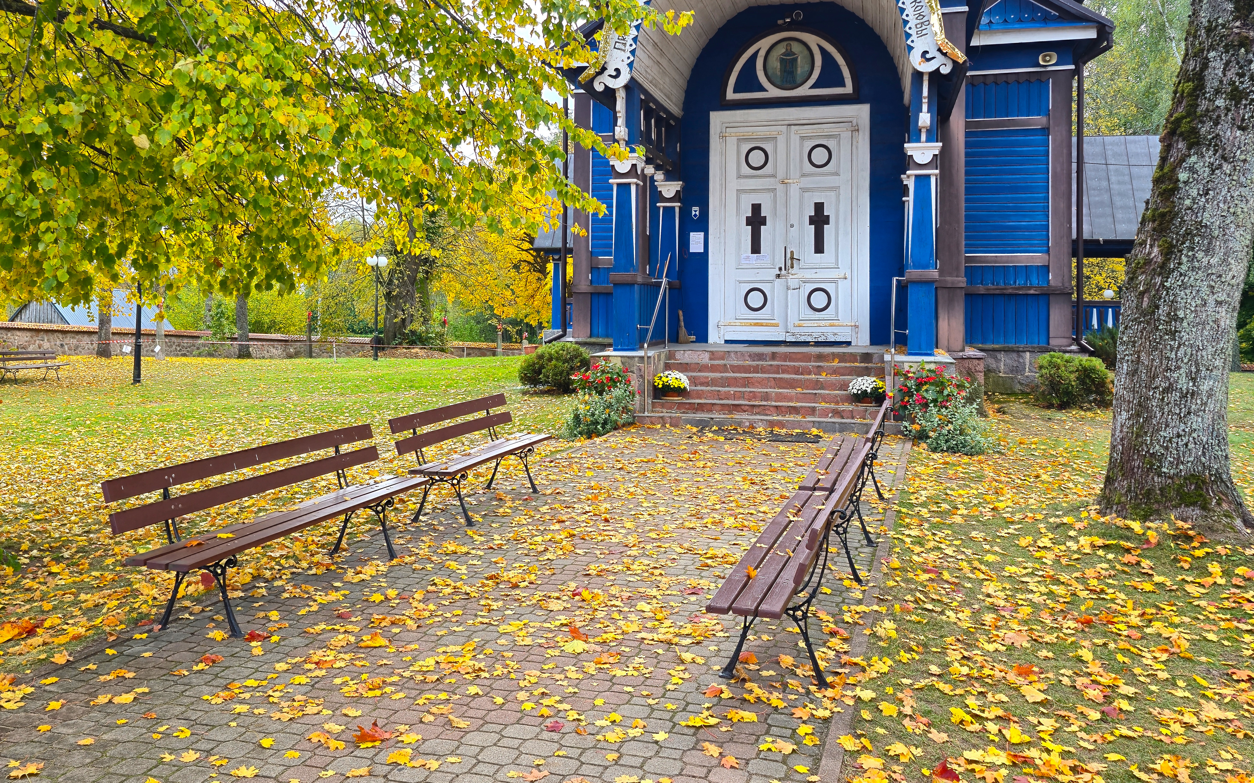 The path to the Orthodox church in Puchły