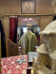 mvelo 
 His Eminence Abp. Damaskinos