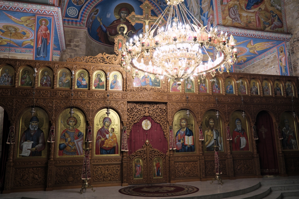 Ikonostas soboru w Anfe, 2025