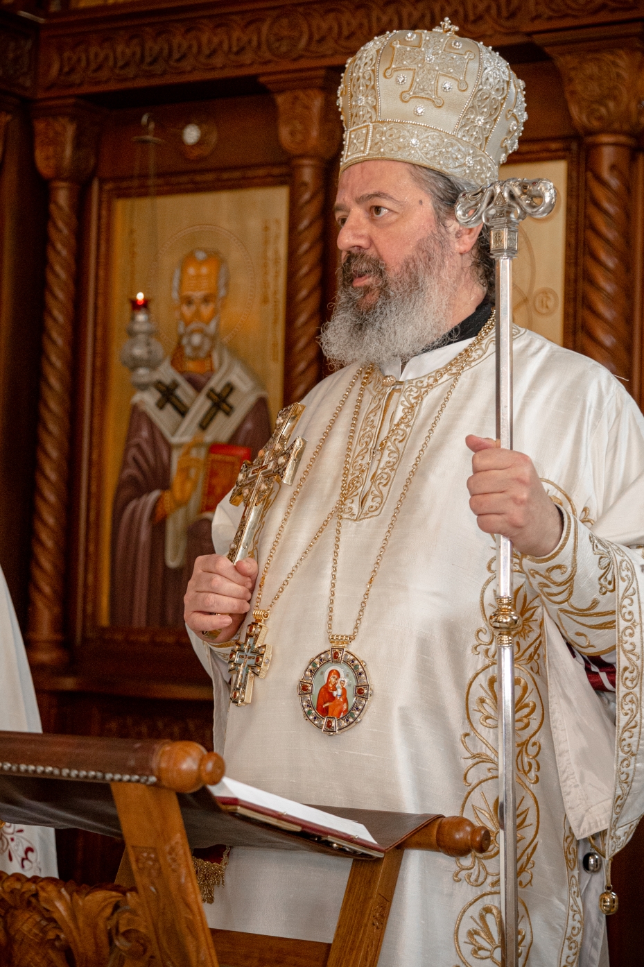 Епископ ваљевски Господин Исихије