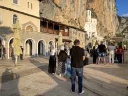 Lazo 
 Ostrog Monastery, Montenegro/Манастир Острог, Црна Гора