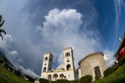 Дејан Вукић 
 Саборни храм Светог Јована Владимира 