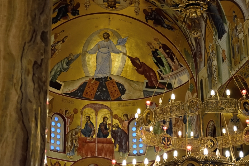 Freski i żyrandol w podgorickim soborze, 2024