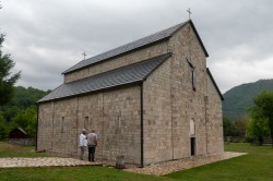 alik 
Monaster Piva 
2025-12-01 17:28:06