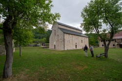 alik 
Monaster Piva 
2025-12-01 17:28:36